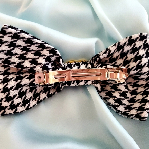 Hair bow - Picture 2 of 2